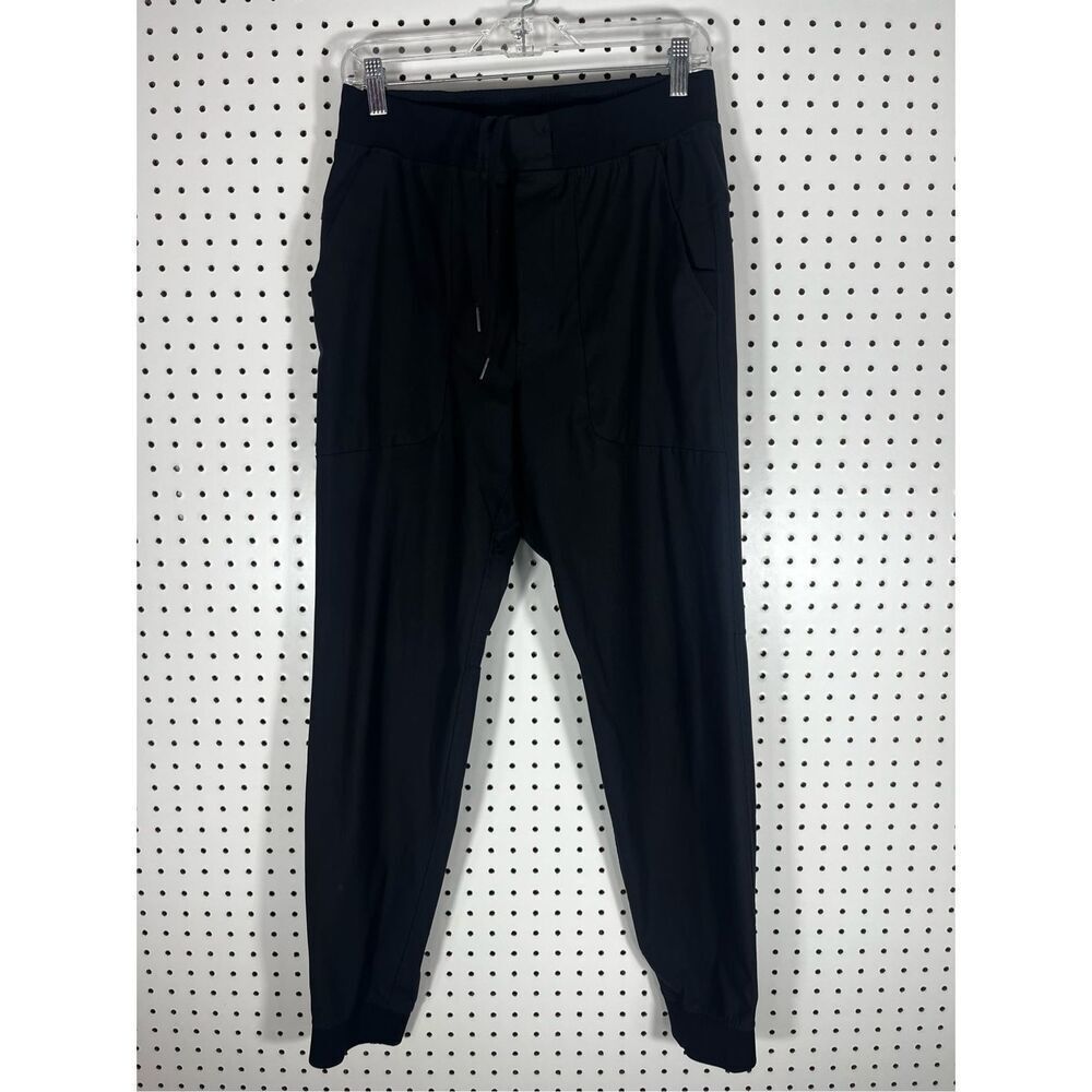 Lululemon pants size M